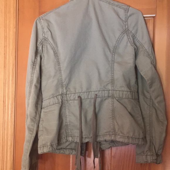 Jacket - Picture 2 of 3